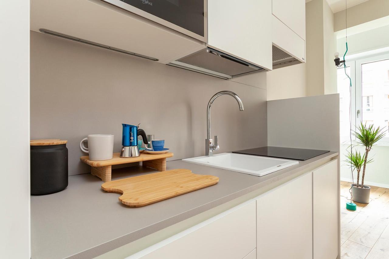 Zuretti1 - Meryggiare Apartments มิลาน ภายนอก รูปภาพ